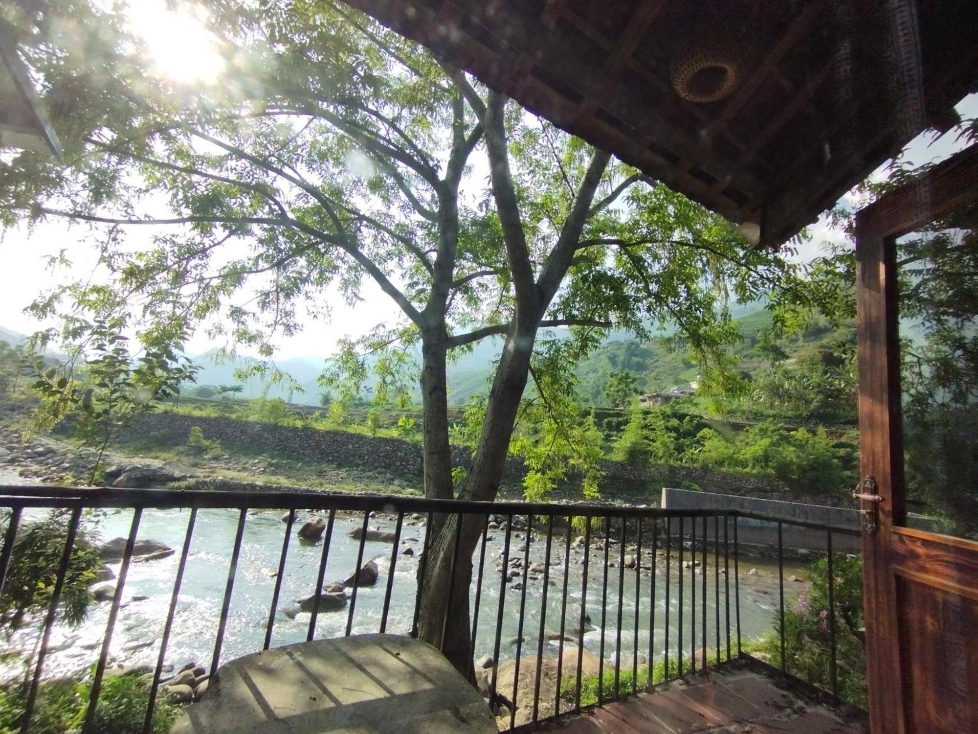 Sapa Riverside Ecolodge & Spa エクステリア 写真